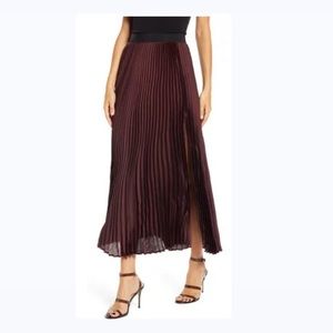 Leith Pleated Skirt